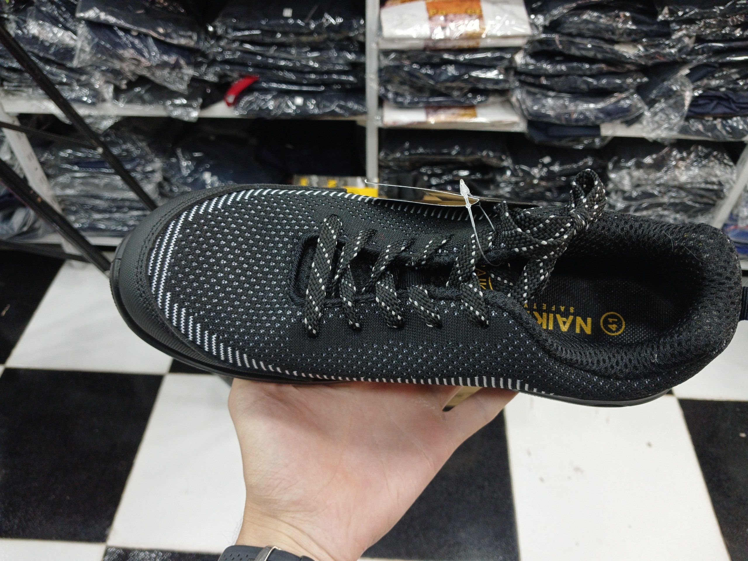 Naikai Chaussure